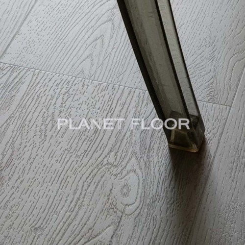 Виниловый ламинат Vinilam Cork Premium 33202 Дуб Аликанте