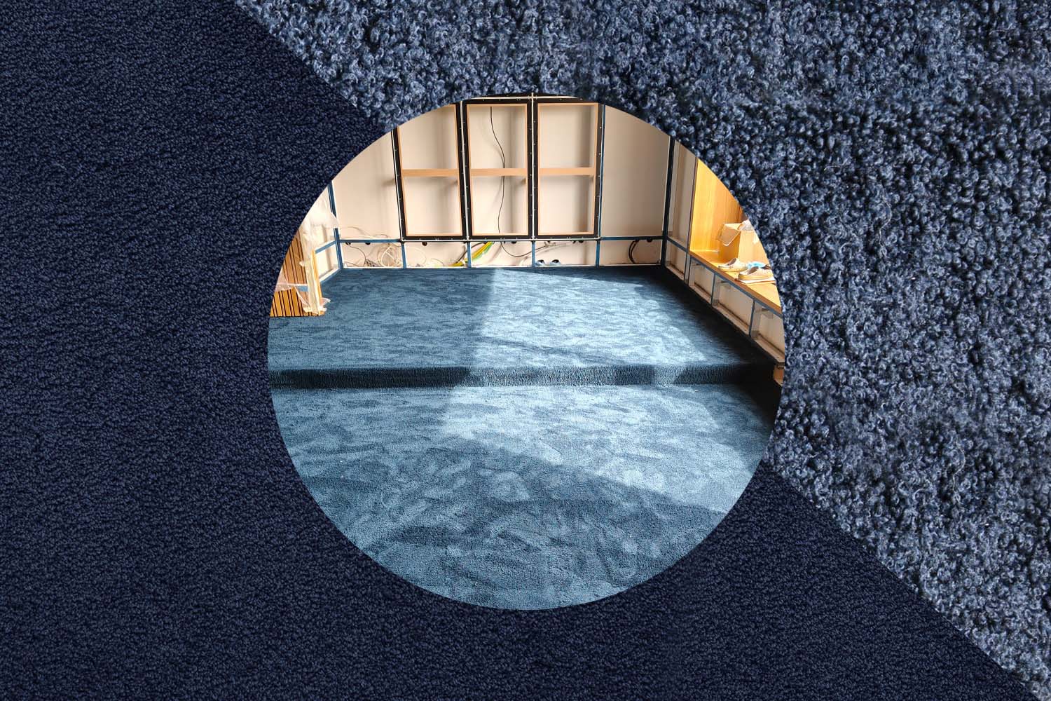 Фото ковролина бренда AW Masquerade Lamia 77 в интерьере