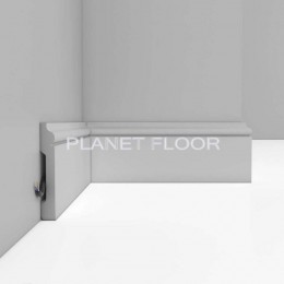 Плинтус напольный Decomaster D005-117 79x13x2400 мм