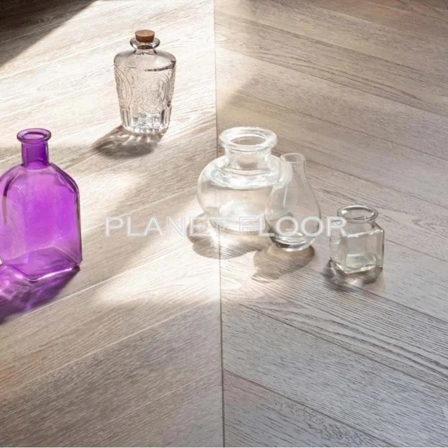Виниловый ламинат Vinilam Parquet Chevron Glue RI153616CL4 Шеврон Шампань Glue