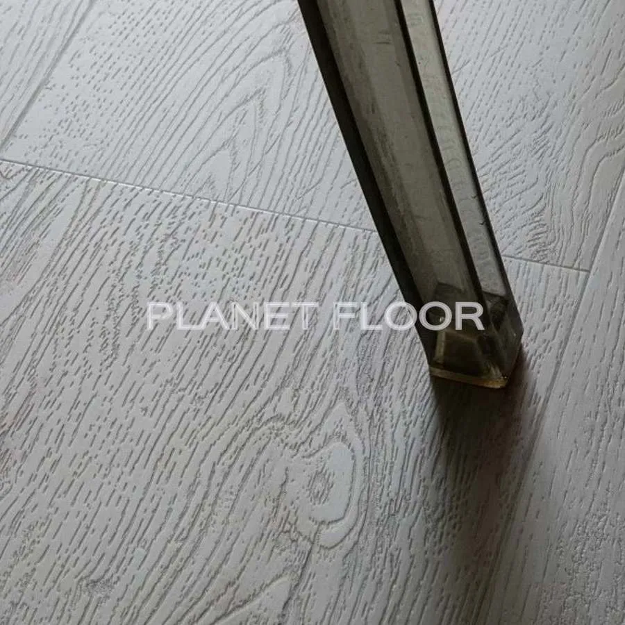 Виниловый ламинат Vinilam Cork Premium 33202 Дуб Аликанте