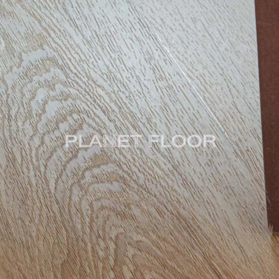 Виниловый ламинат Vinilam Cork Premium 33777 Дуб Ронда