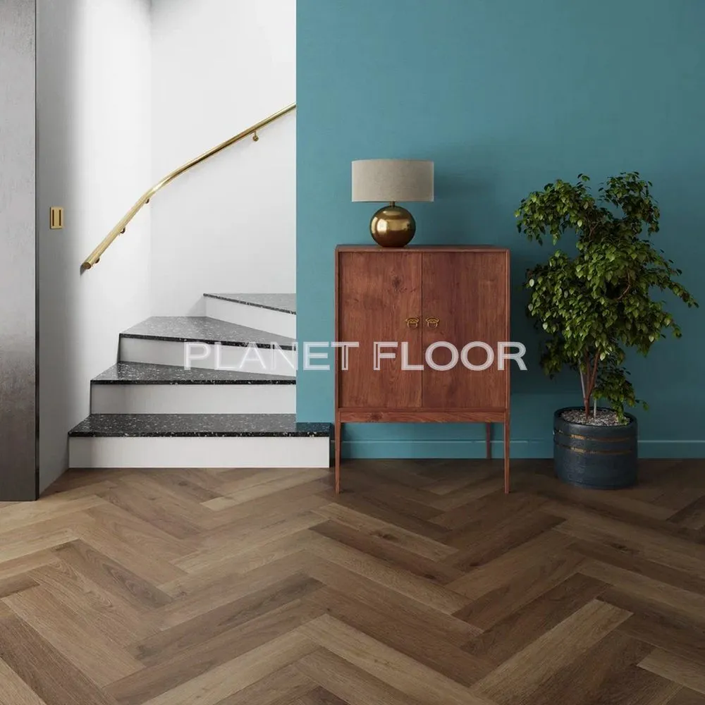 Виниловый ламинат Invictus Maximus Herringbone Highland Oak (chocolate 42)